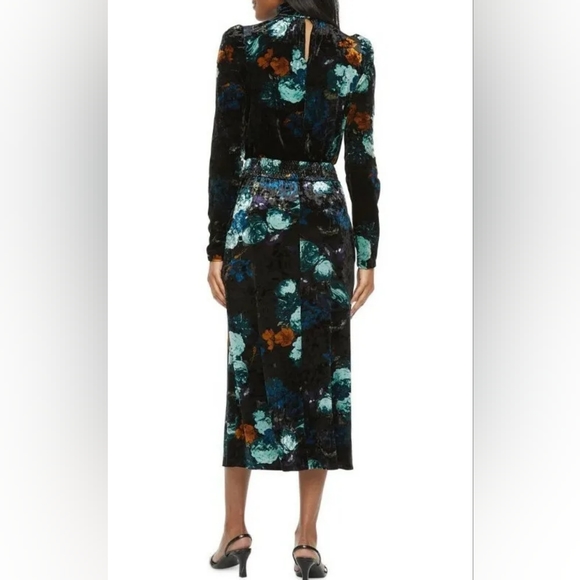 Ryegrass Velour Black Floral Long-Sleeved Midi Dress Size Small - Picture 2 of 14